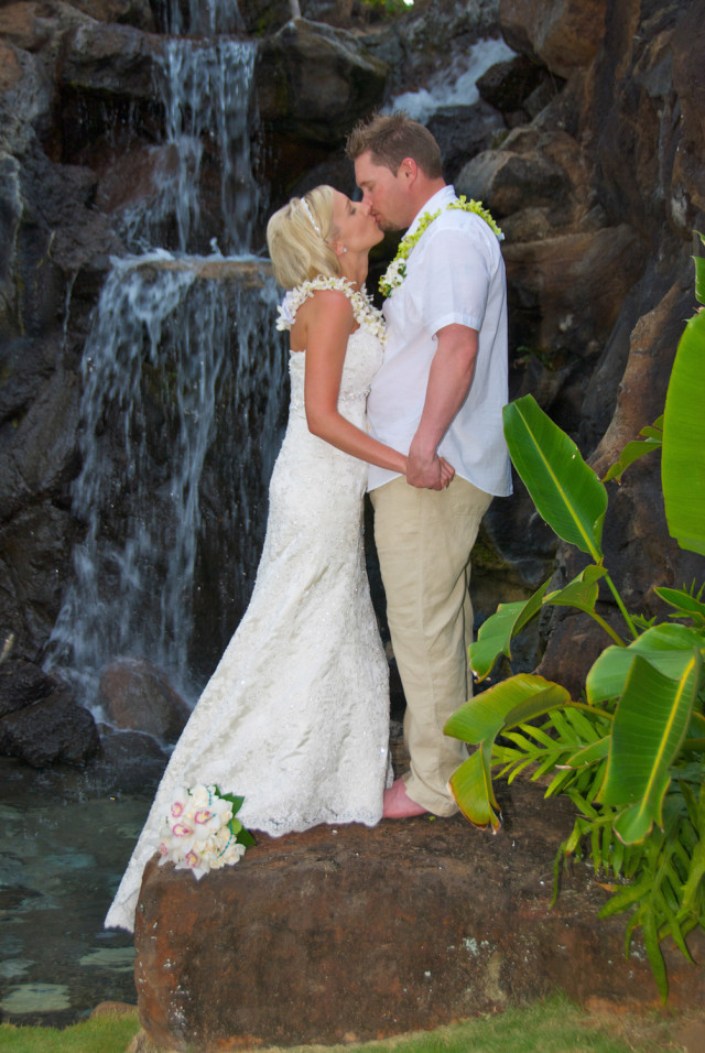 kauai-wedding-photography-couples-in-love-2-3