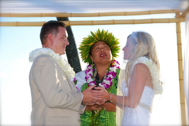 kauai-wedding-photography-featured-wedding-deluxe-27