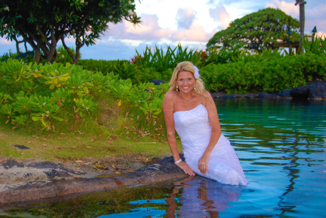 kauai-wedding-photography-featured-wedding-simple-beach-wedding-28