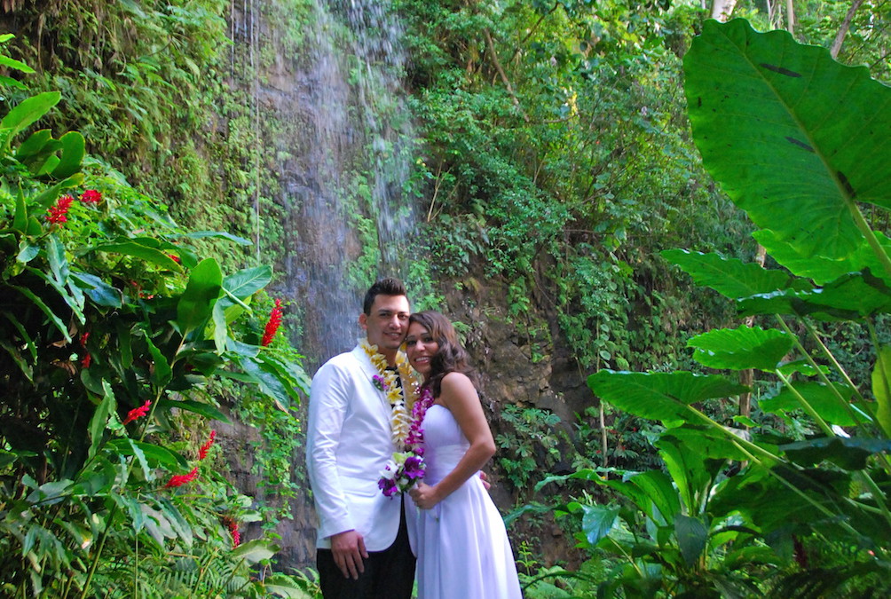 Kauai Wedding Photography Tips – What You Need to Know