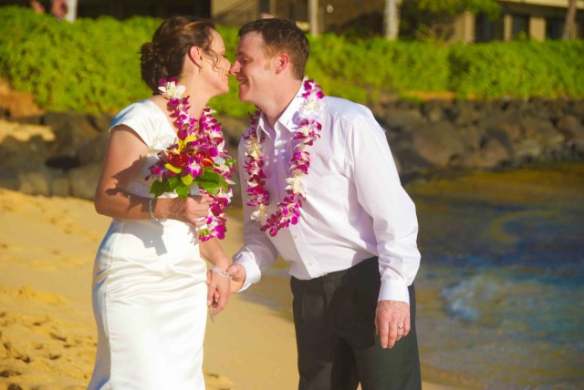 kauai-wedding-photography-trash-the-dress-candids-4