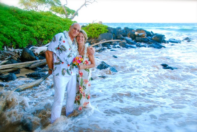 kauai-wedding-photography-trash-the-dress-candids-5