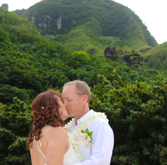 Haena Beach, Kauai: Julie & Bob (Featured Wedding)